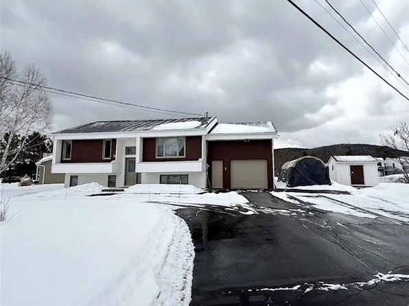 84 Aqueduc St, Edmundston, NB E7B 1R2