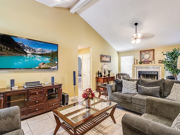 5th image of 1747 Crested Quail Dr