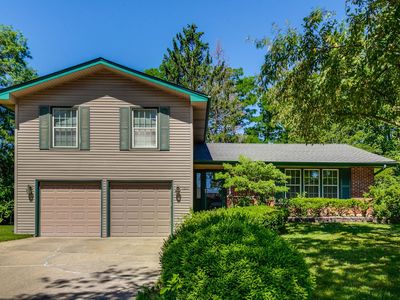 1593 W Oakmont Rd, Hoffman Estates, IL, 60169