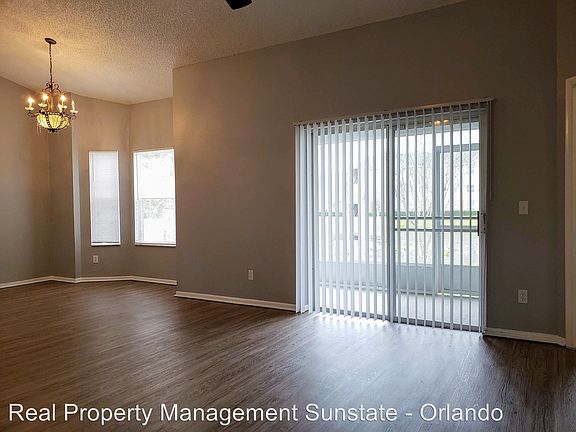 4th image of 1904 River Park Blvd