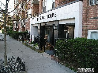 1st image of 740 E Broadway APT 2G