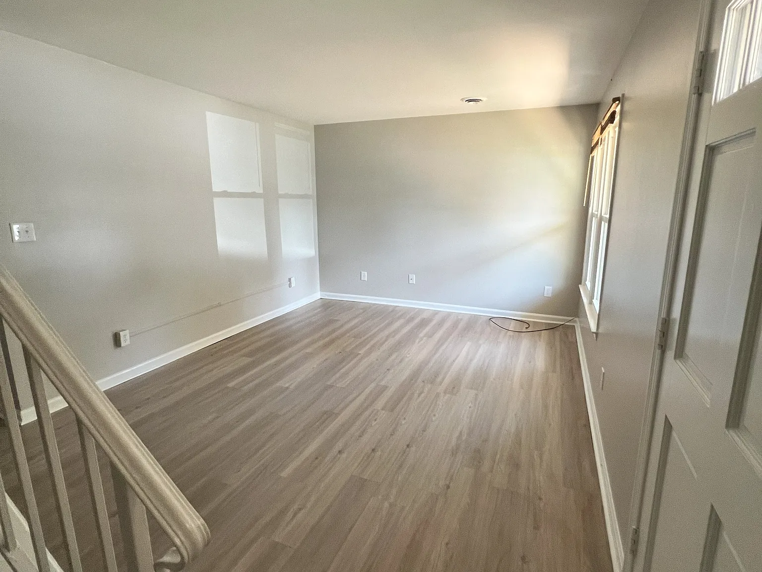 935 Blankenship Rd — Photo 3