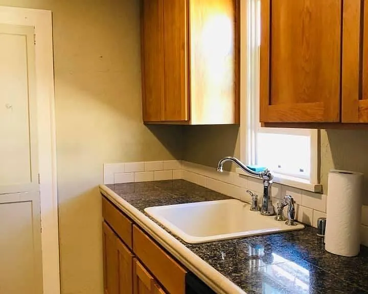 2030 Maple St #3 — Photo 3