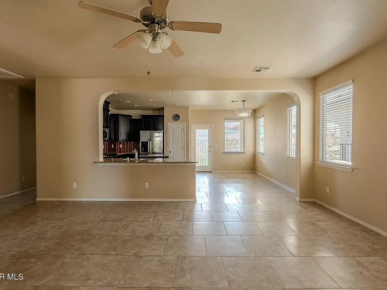 12485 Knightsbridge Dr — Photo 23