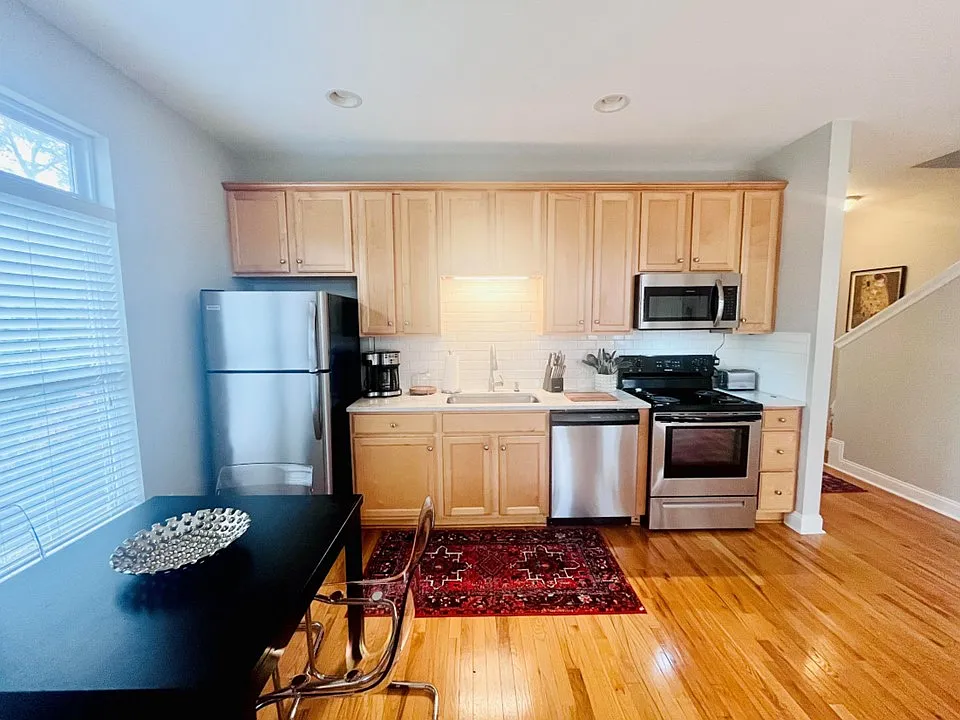 934 Gracie Way — Photo 4