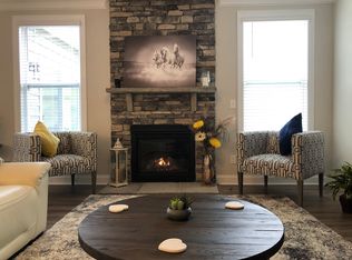153 Longleaf Dr, Mooresville, NC 28117
