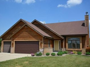 1300 S Opengate Ct, Summit, WI 53066