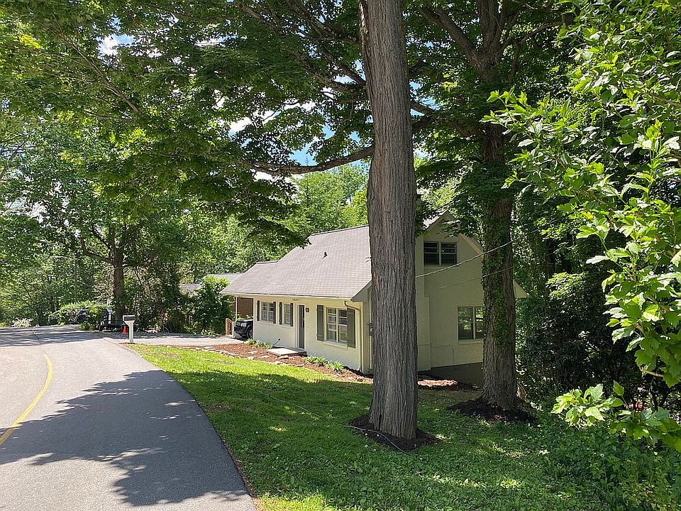 214 Woodland Drive
