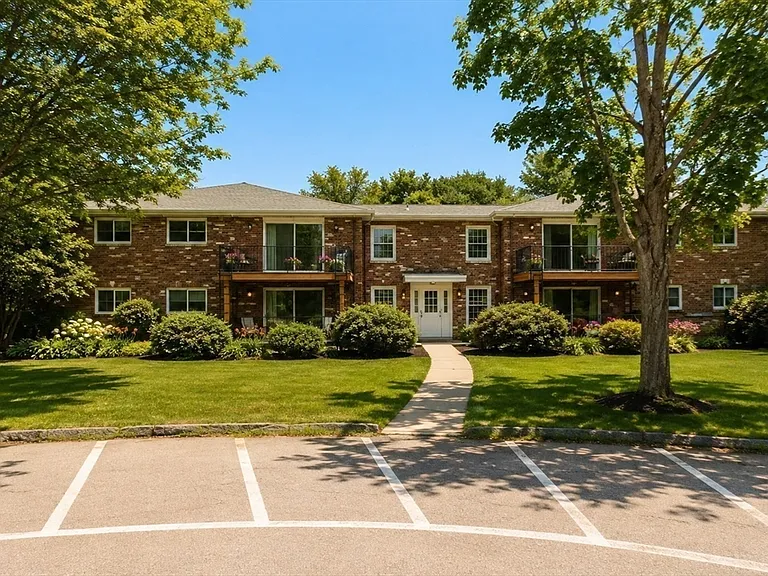 100 Fountain Ln #6 — Photo 9