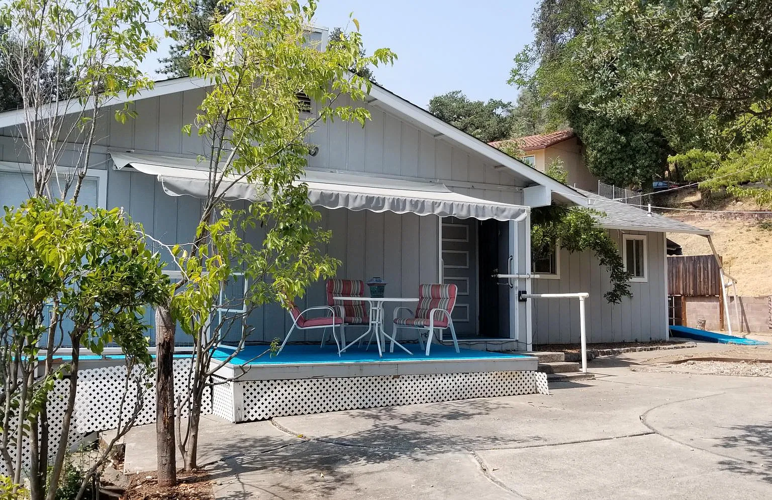 3 bed, 1600 sqft, $2,000 — Photo 1