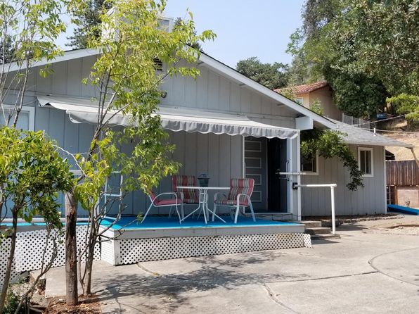 3224 E Highway 20