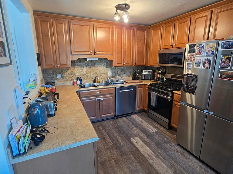 598 Tam O Shanter Dr — Photo 8