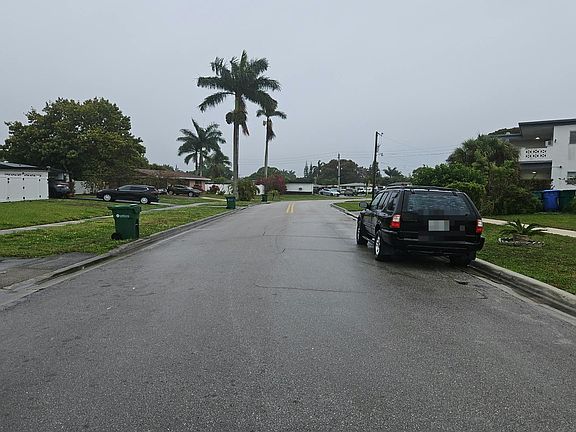 5th image of 6278 Lakeshore Dr