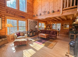 104 Old County Rd, Mount Holly, VT 05758