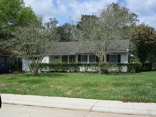 1st image of 107 Gardenia St