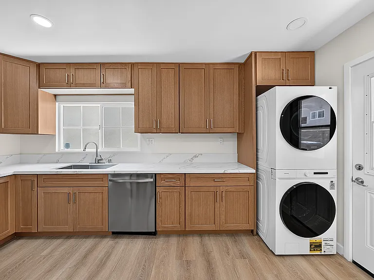 12250 Carver Ln — Photo 14
