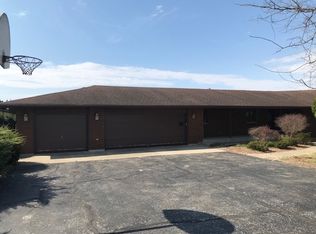 2983 E Water Rd, Byron, IL 61010