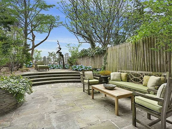 4th image of 7 Beekman Pl #1-4