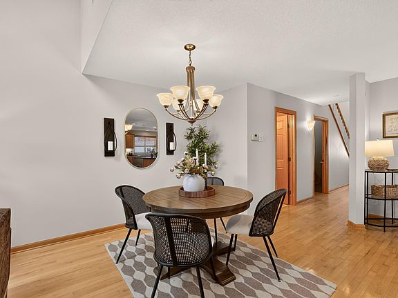 5th image of 2544 Superior Ln NW