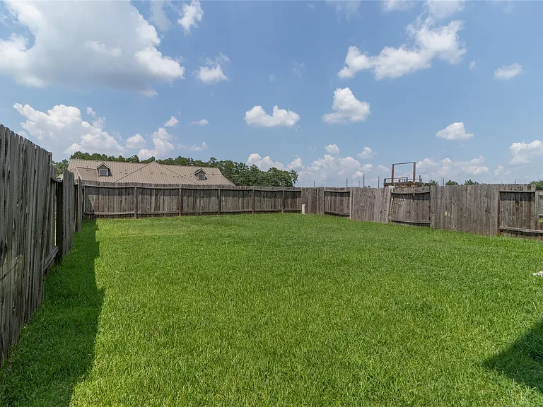 9331 Norwood Trails Dr — Photo 26