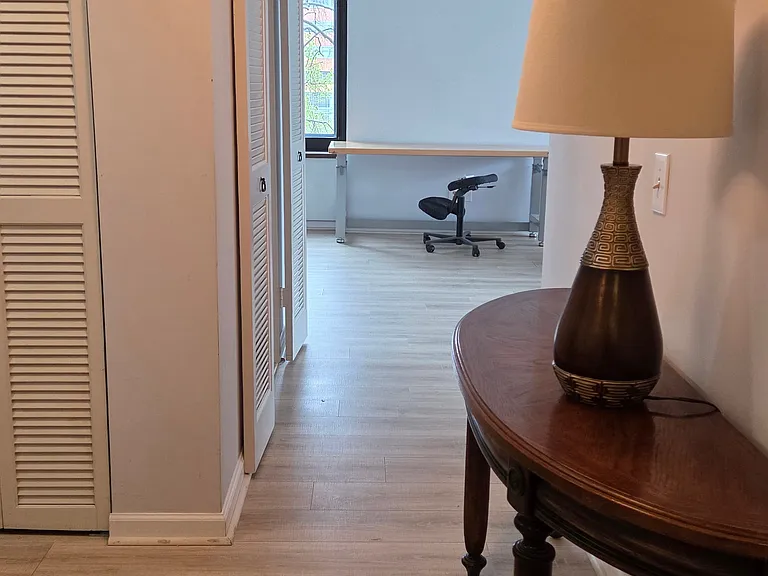 207 5th Ave SW #208 — Photo 6