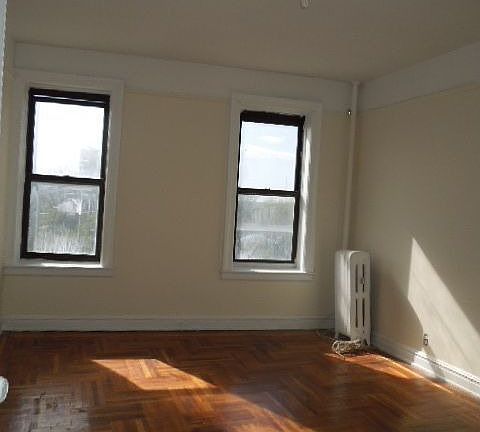 3rd image of 175 Eastern Pkwy APT 6B