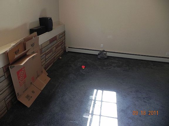 Living Room-Left Side