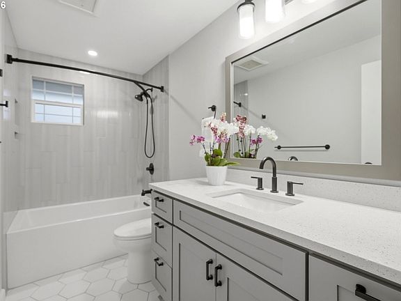 5th image of 12955 SW 22nd St