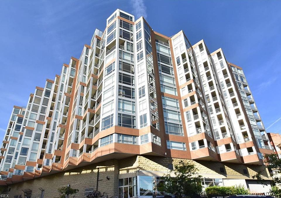1st image of 2222 Detroit Ave APT 612