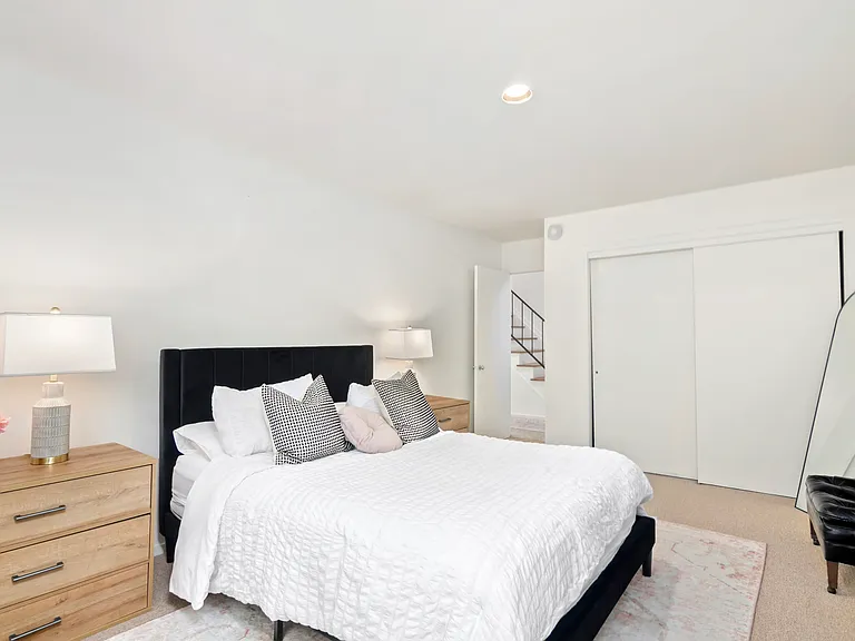 24 N Quarter Rd — Photo 16