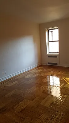 Rented by Smart NY Realty LLC | media 1