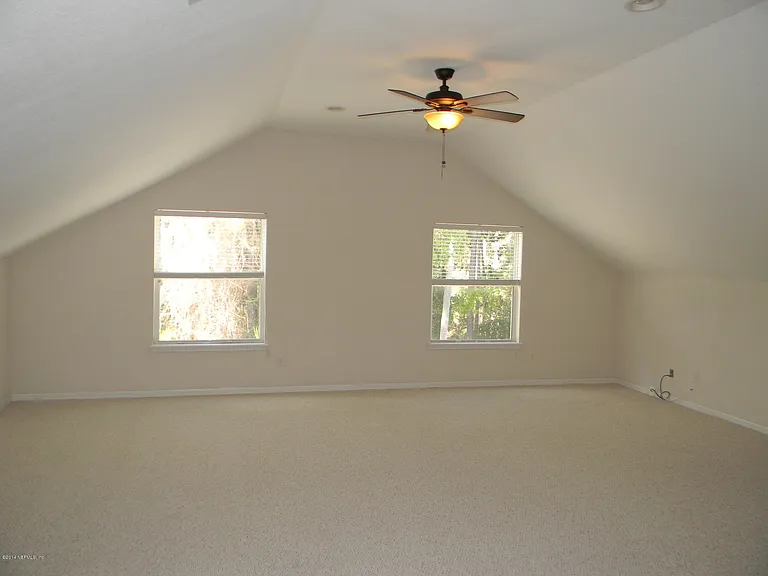 10599 Roundwood Glen Ct — Photo 17