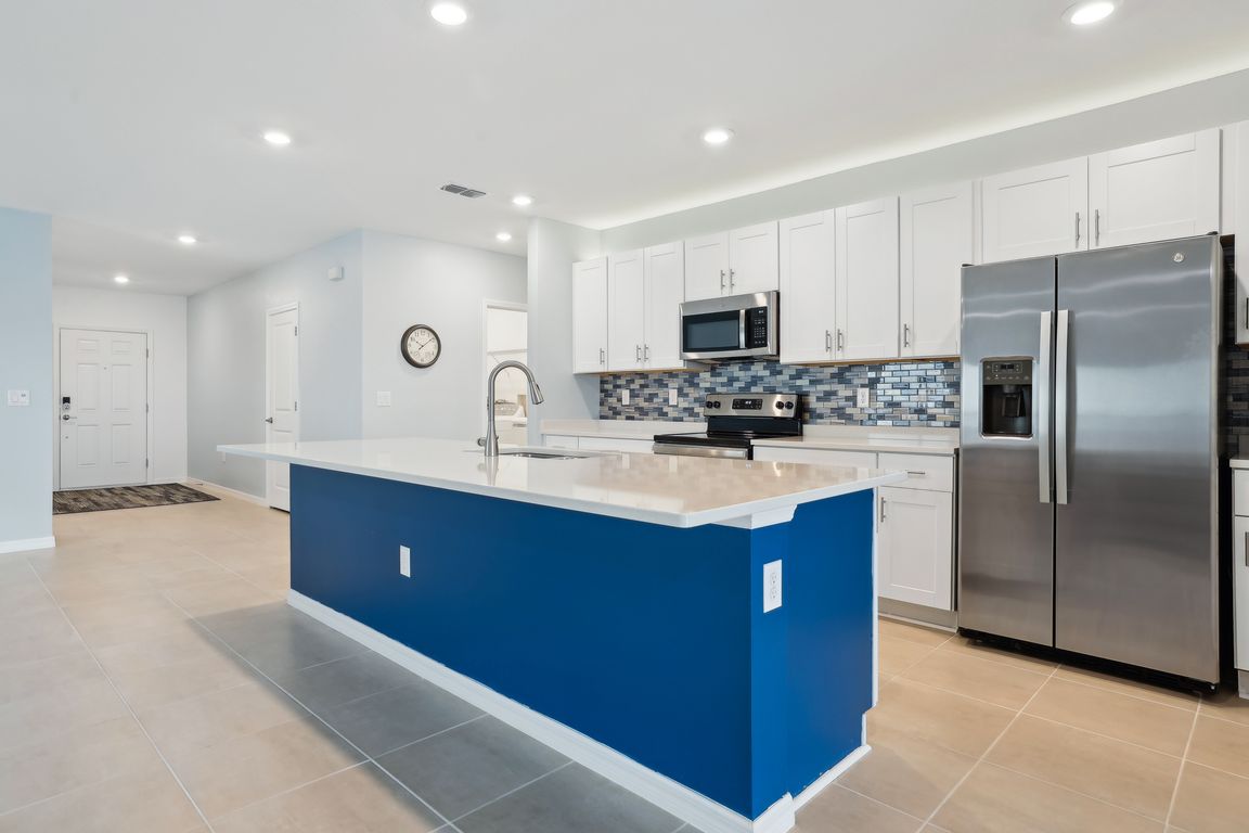 Calico Pointe Cir-017.jpg