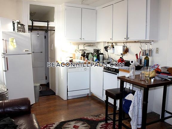 5th image of 72 Revere St #U4t4