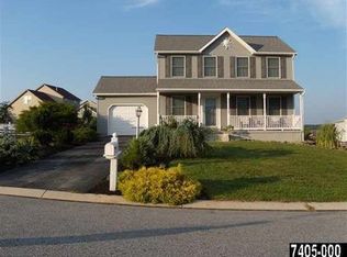 108 Lantern Ln, Stewartstown, PA 17363