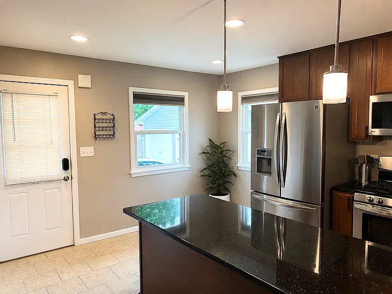 Kitchen with breakfast nook