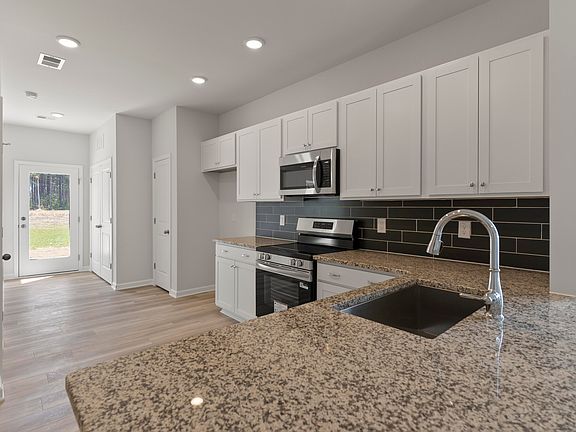 4th image of 96 Oyster Tabby Dr