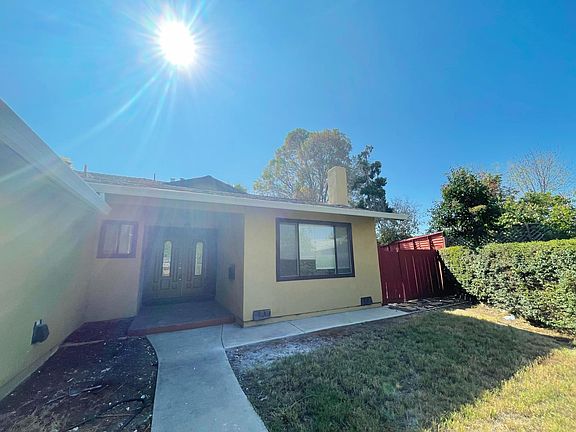 5th image of 2694 Lanier Ln