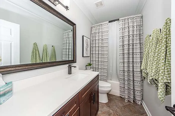 136 Oak Bluff Rd — Photo 20