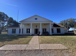 5008 Blaschke Rd, Schulenburg, TX 78956