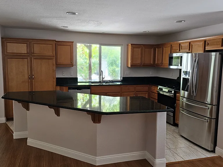 233 Canyon Creek Way — Photo 3