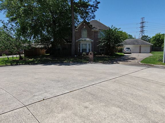 2nd image of 6810 Wild Violet Dr