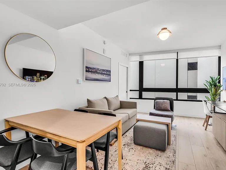 225 N Miami Ave #301 — Photo 4