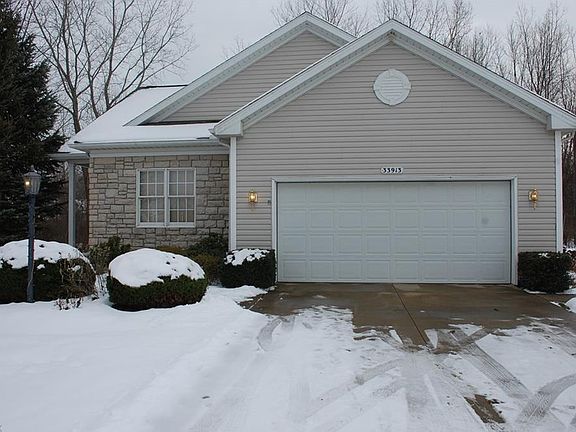 2nd image of 33913 Reserve Way