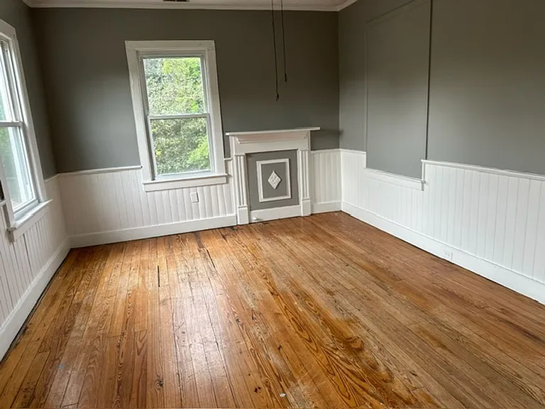 519 Highmarket St — Photo 12