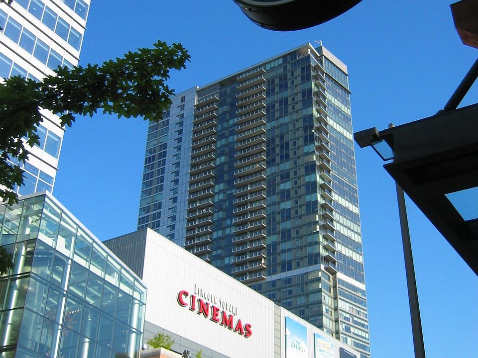 From Bellevue Way