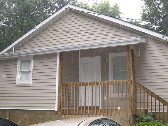 2nd image of 22 Cotton St