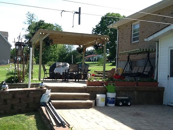 4th image of 1864 Woodvine Ln