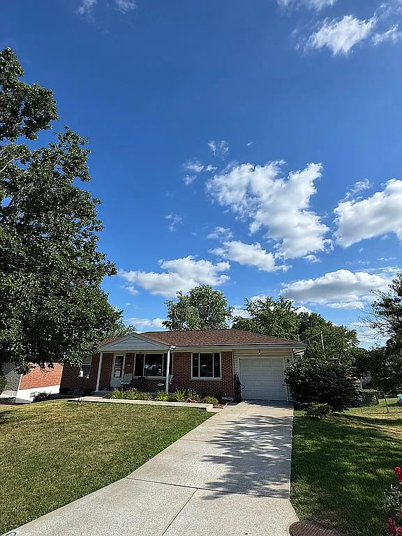 1012 Holy Grail Ct photo 1