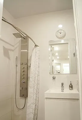 Rented by Realmart Realty LLC | media 23